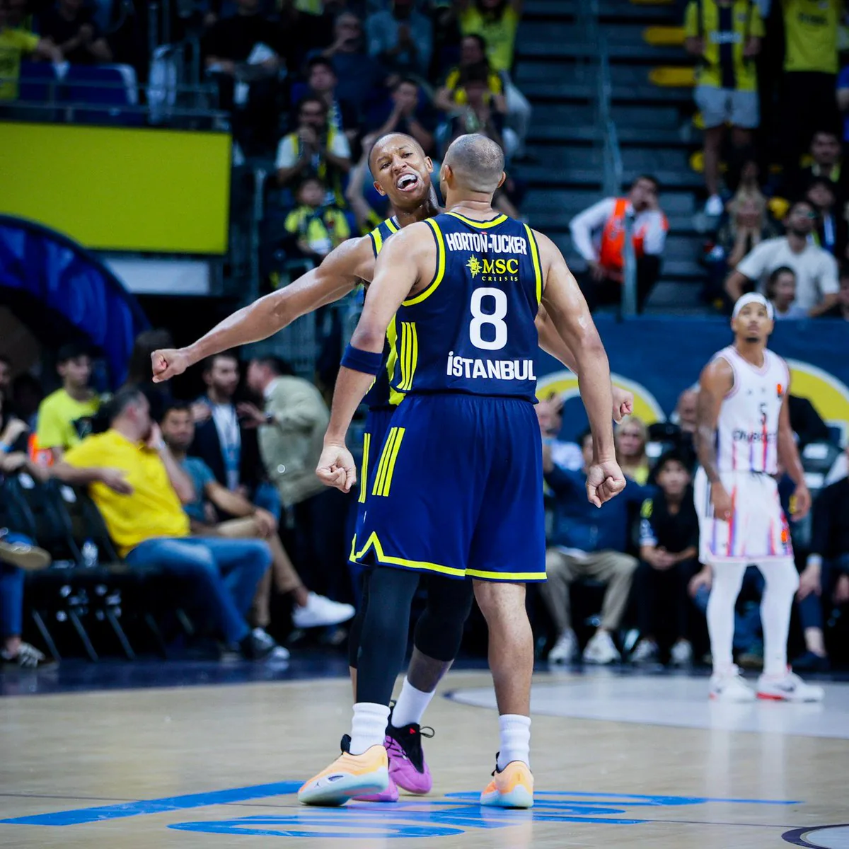 Fenerbahçe Beko'nun Yeni İkili Sinyalleri Verdi Fenerbahçe Beko'nun Yeni İkili Sinyalleri Verdi