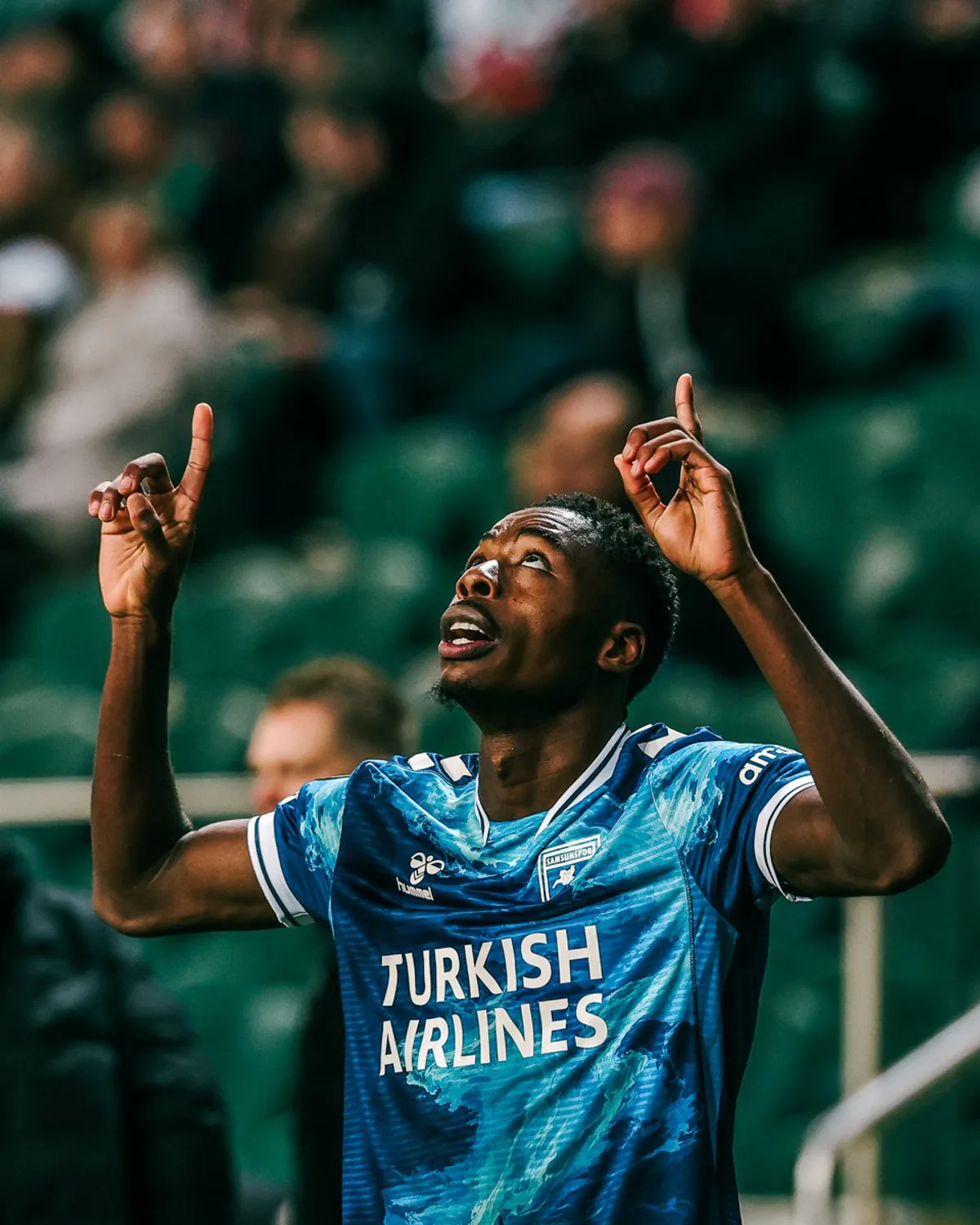 Samsunspor, Anthony Musaba'nın Golüyle Varşova'da Galibiyet Aldı Samsunspor, Anthony Musaba'nın Golüyle Varşova'da Galibiyet Aldı