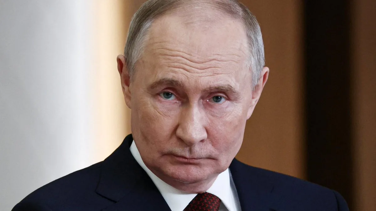 Putin'den Filistin Açıklaması: Gazze'nin Kontrolü Mahmud Abbas'a Devredilmeli Putin'den Filistin Açıklaması: Gazze'nin Kontrolü Mahmud Abbas'a Devredilmeli