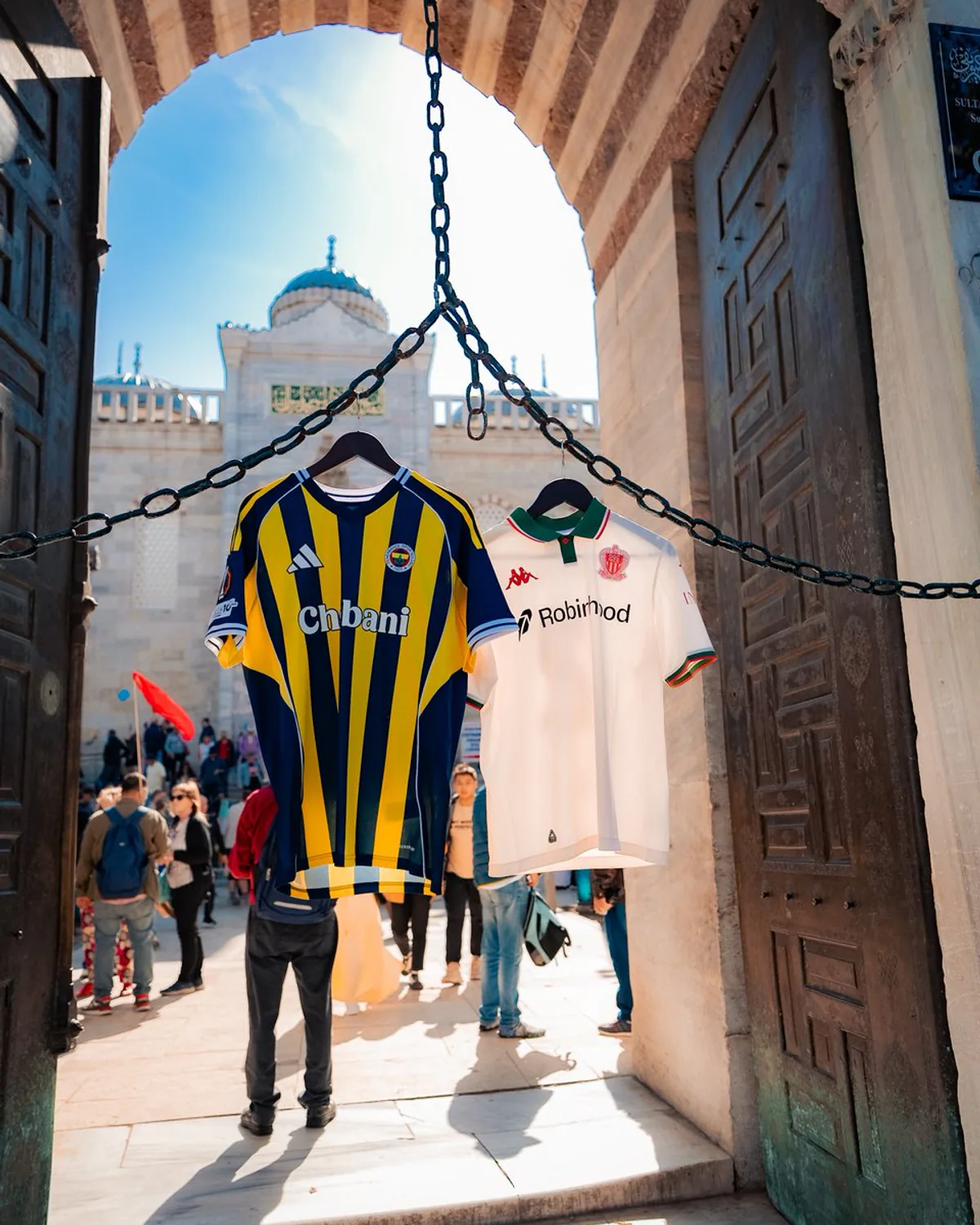 Fenerbahçe'nin Nice Maçı Öncesi Sosyal Medyada Gerginlik Fenerbahçe'nin Nice Maçı Öncesi Sosyal Medyada Gerginlik