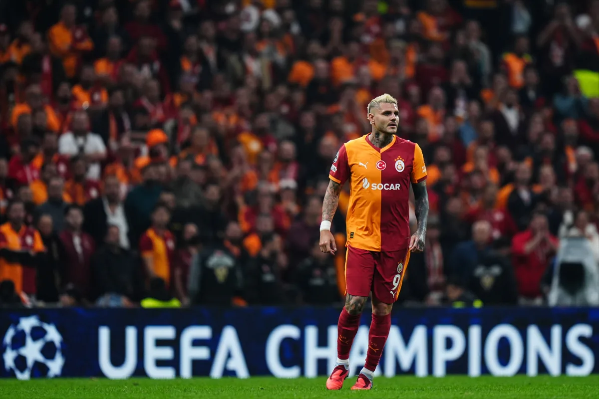 Galatasaray'da İcardi Tartışması: Levent Tüzemen'den Sert Çıkış Galatasaray'da İcardi Tartışması: Levent Tüzemen'den Sert Çıkış