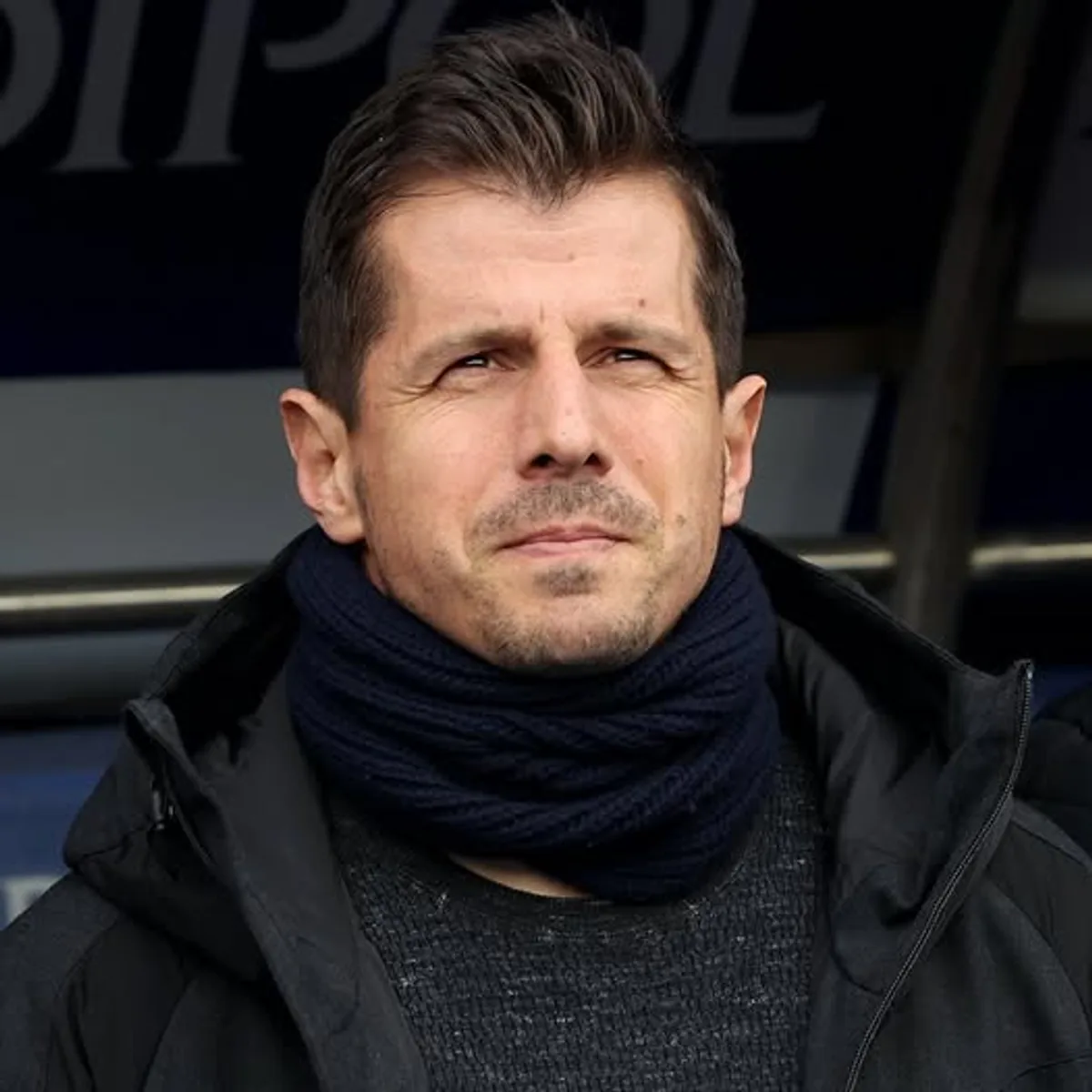 Antalyaspor'da Emre Belözoğlu İstifa Etti, Başkan Kabul Etmedi Antalyaspor'da Emre Belözoğlu İstifa Etti, Başkan Kabul Etmedi