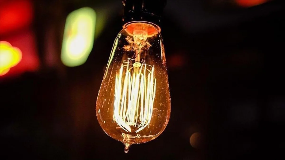 Türkiye'de Elektrik Üretimi ve Tüketimi Açıklandı: İthal Kömür Santralleri Başı Çekiyor Türkiye'de Elektrik Üretimi ve Tüketimi Açıklandı: İthal Kömür Santralleri Başı Çekiyor