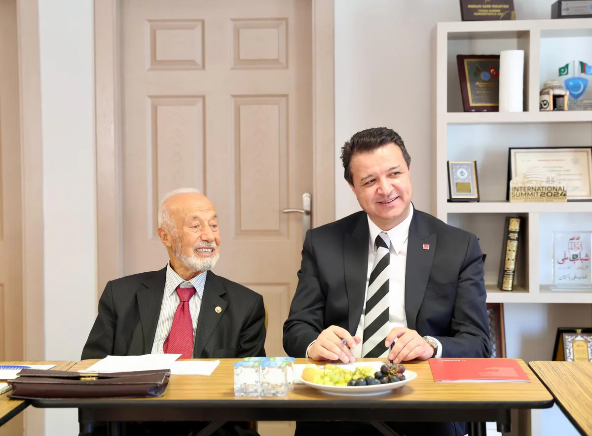 Saadet Partisi Genel Başkanı Mahmut Arıkan ESAM Planlama Toplantısı'na Katıldı Saadet Partisi Genel Başkanı Mahmut Arıkan ESAM Planlama Toplantısı'na Katıldı