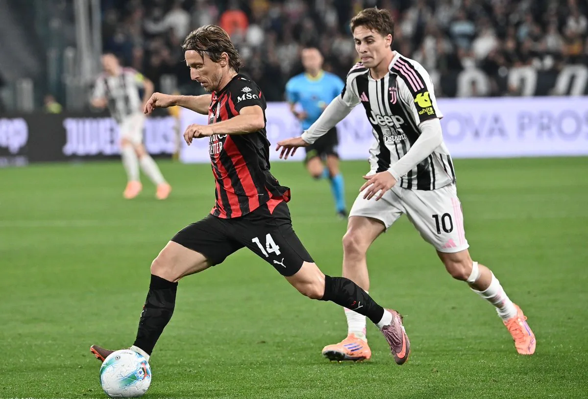Juventus ve Milan Sona Eren Maçta Golsüz Berabere Kaldı Juventus ve Milan Sona Eren Maçta Golsüz Berabere Kaldı