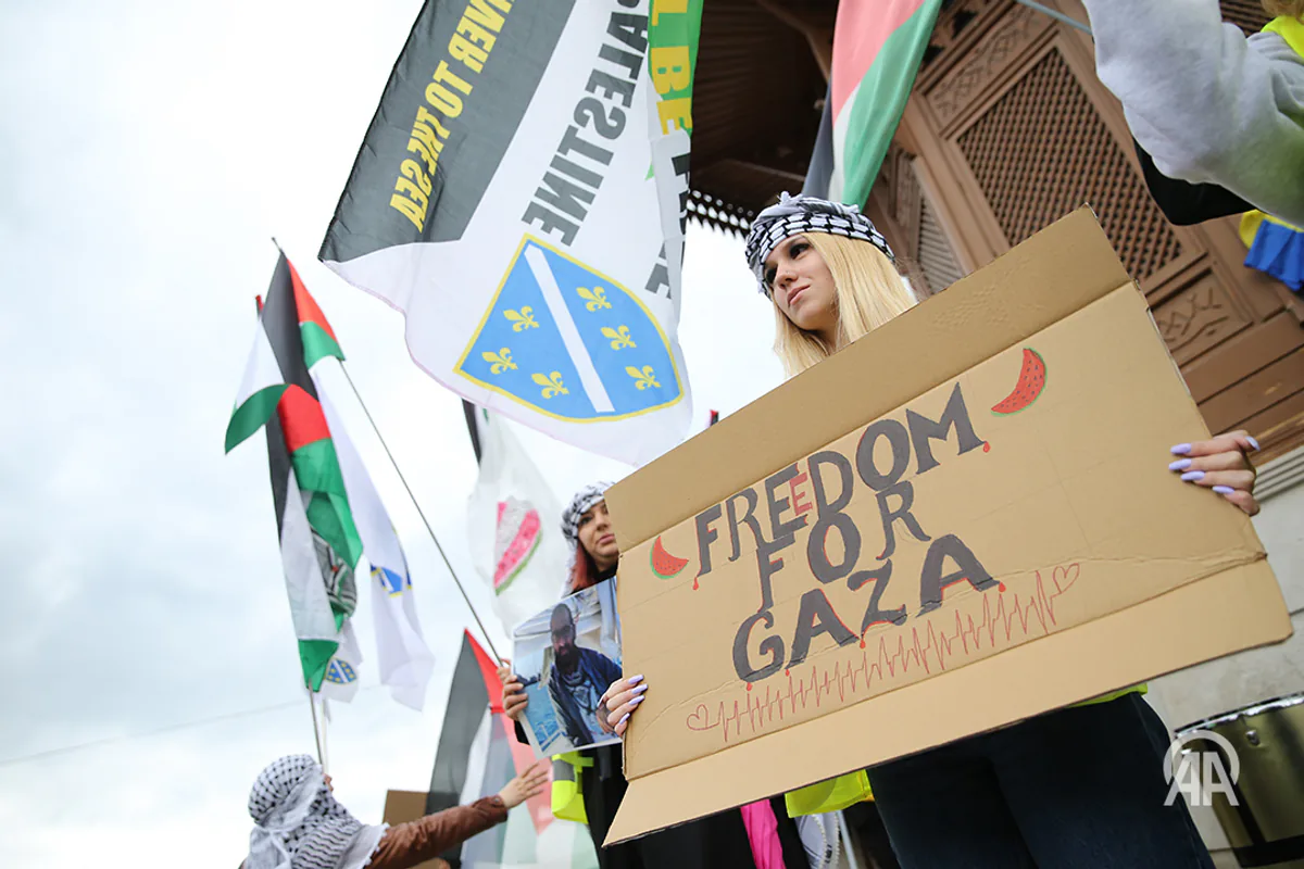 Saraybosna'dan Gazze'ye Destek: "Küresel Sumud Filosu" İçin Gösteri Saraybosna'dan Gazze'ye Destek: "Küresel Sumud Filosu" İçin Gösteri