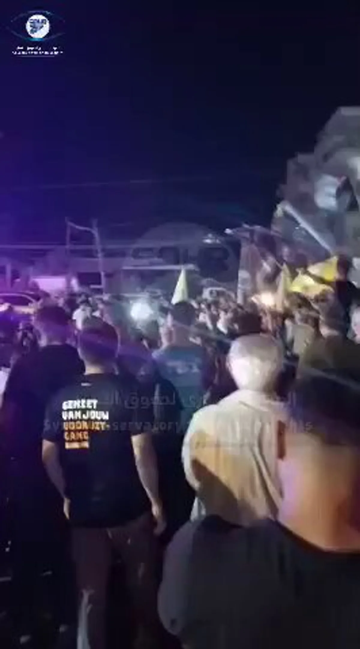 Şeyh Maksut ve Eşrefiye Halkından Suriye Ordusuna Destek Gösterisi Şeyh Maksut ve Eşrefiye Halkından Suriye Ordusuna Destek Gösterisi