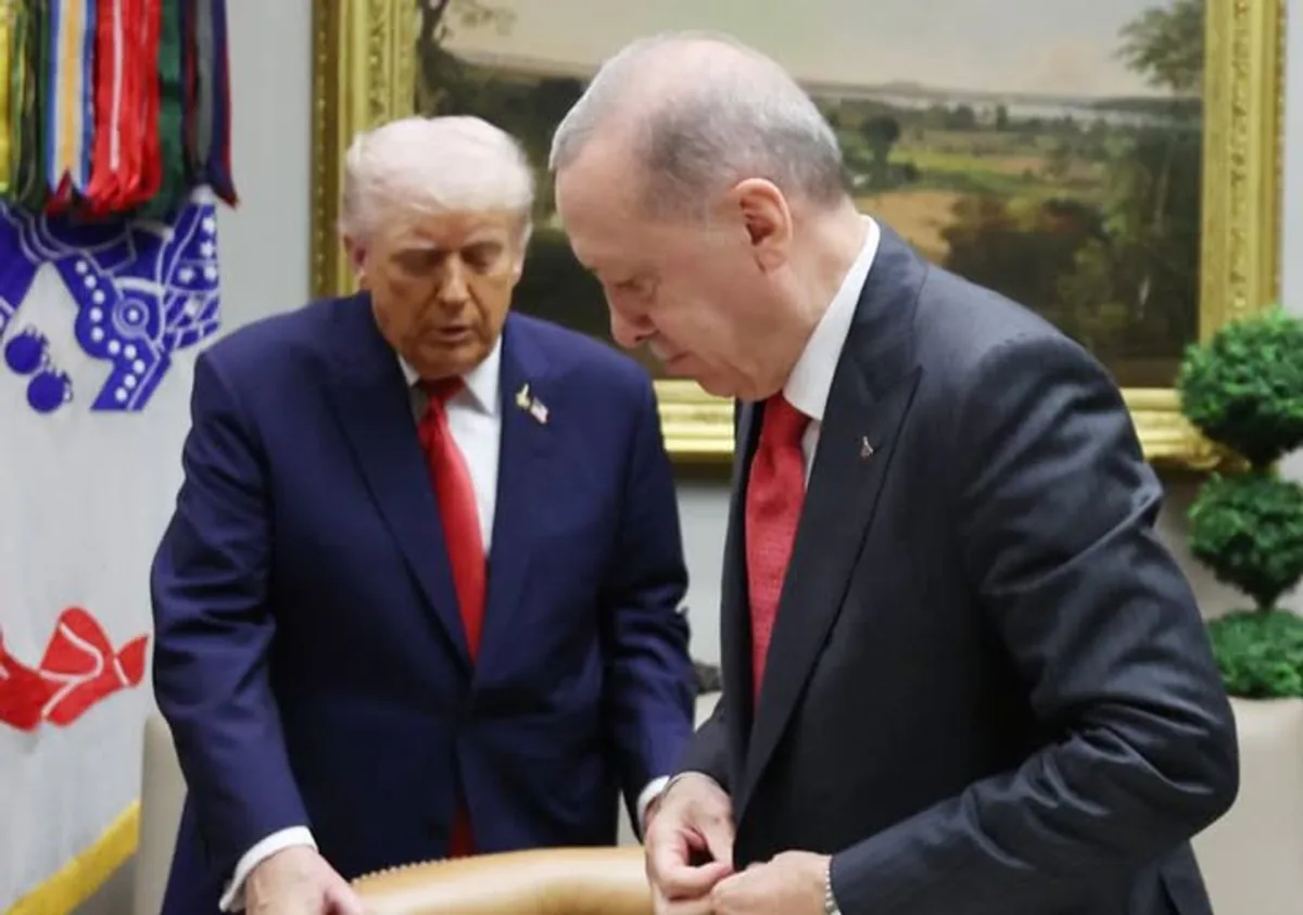 Trump'tan Erdoğan Yorumu: "Şahane Biri ve Çok Güçlü Bir Lider" Trump'tan Erdoğan Yorumu: "Şahane Biri ve Çok Güçlü Bir Lider"