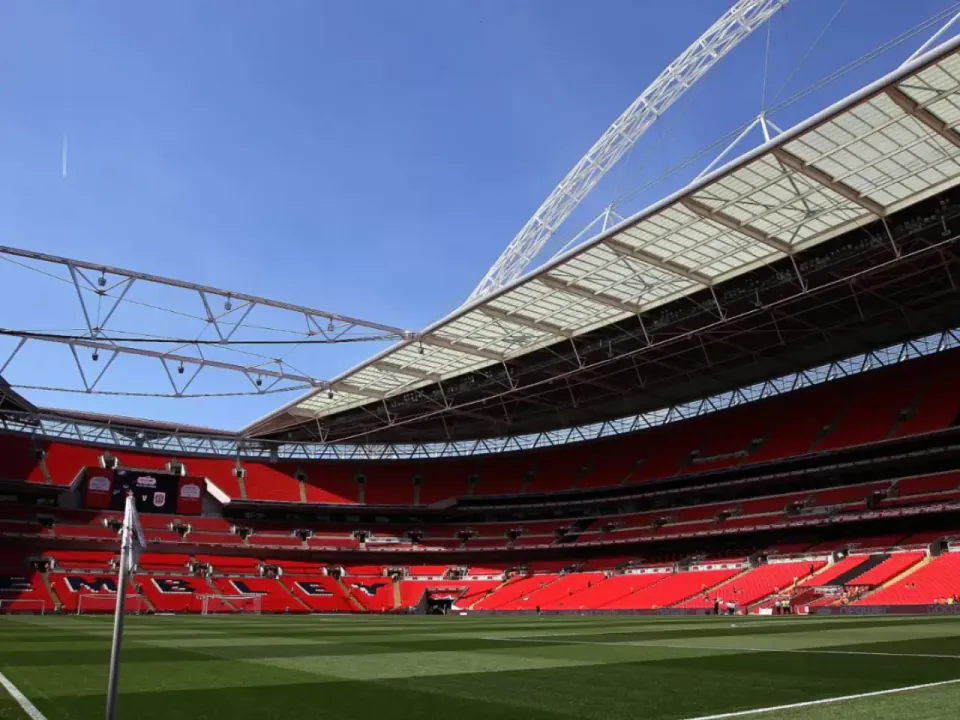 Wembley Stadyumu Kapasitesi ve Modern Futbolun İkonik Sahnesi