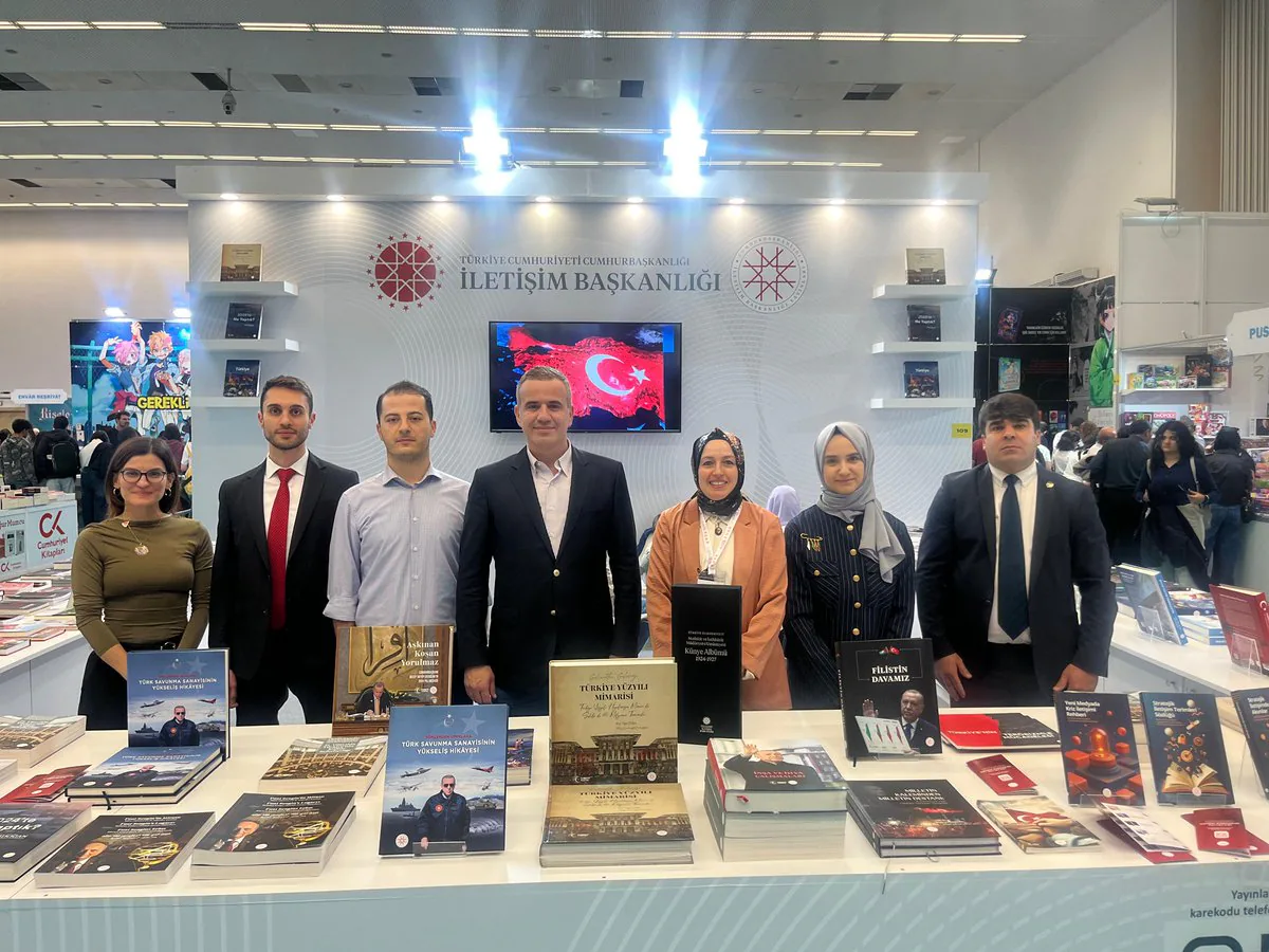 22. Ankara Kitap Fuarı'nda İletişim Başkanlığı Standı Açıldı 22. Ankara Kitap Fuarı'nda İletişim Başkanlığı Standı Açıldı