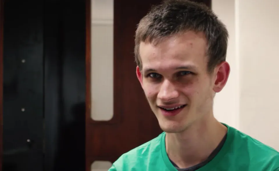 Vitalik Buterin 2030 vizyonunda Ethereum'u 'blok zincirinin ötesine' taşıyor: Her düğüm her işlemi tekrar etmeyecek görseli