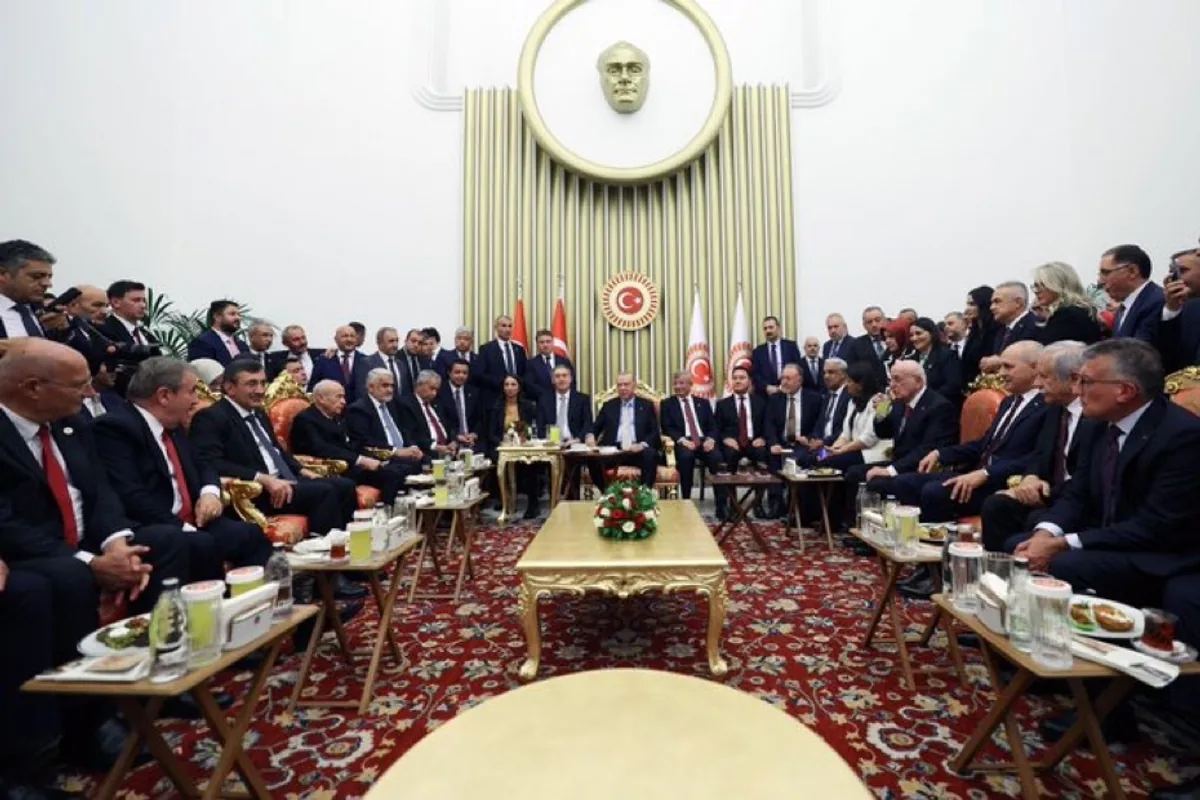 Cumhurbaşkanı Erdoğan: "Bu Kare Gerçek Türkiye Fotoğrafıdır" Cumhurbaşkanı Erdoğan: "Bu Kare Gerçek Türkiye Fotoğrafıdır"