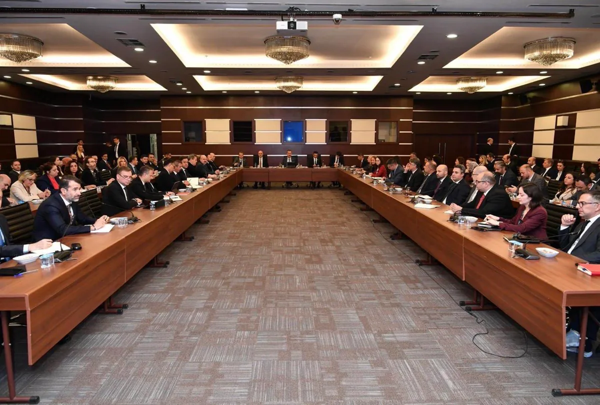 Savunma Sanayii Başkanlığı Üst Düzey Toplantısı ile Stratejik Koordinasyonu Güçlendirdi Savunma Sanayii Başkanlığı Üst Düzey Toplantısı ile Stratejik Koordinasyonu Güçlendirdi
