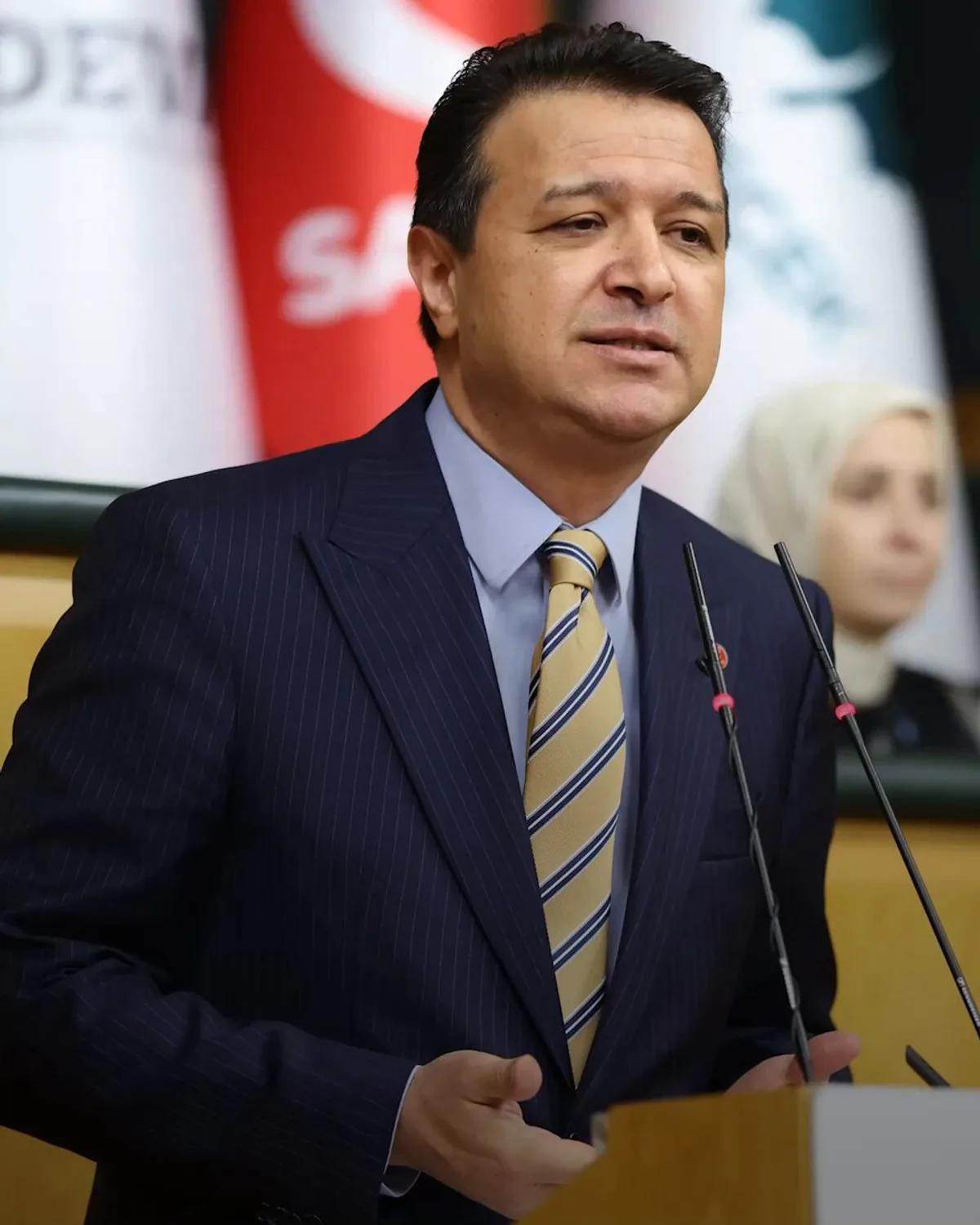 Saadet Partisi'nden "Köprü Üstü ve Köprü Altı" Sloganlı Eylem Saadet Partisi'nden "Köprü Üstü ve Köprü Altı" Sloganlı Eylem