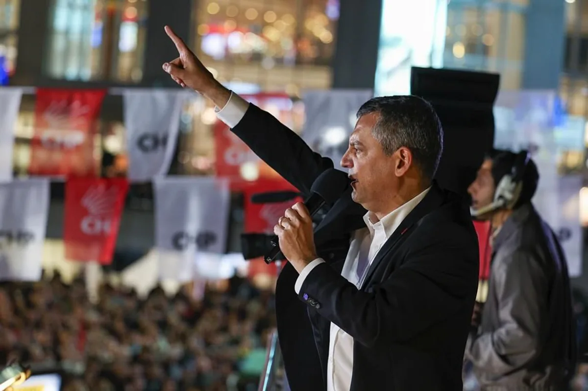 CHP Genel Başkanı Özgür Özel'den 200 Günü Aşkın Süredir Devam Eden Mücadele Mesajı CHP Genel Başkanı Özgür Özel'den 200 Günü Aşkın Süredir Devam Eden Mücadele Mesajı
