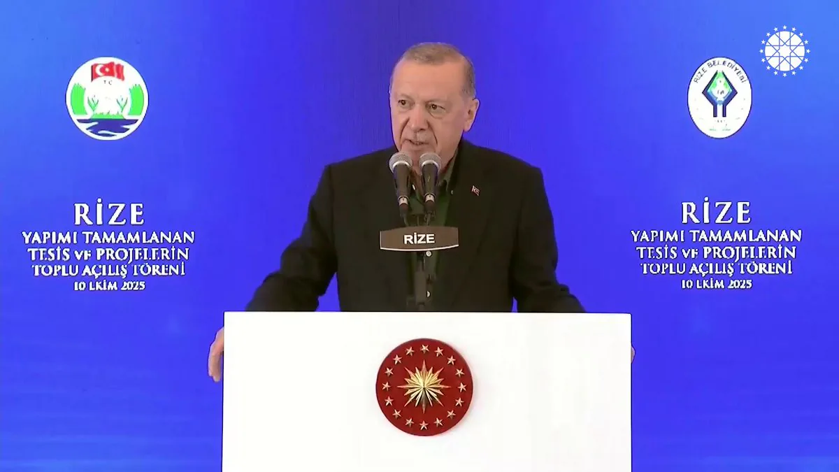 Başkan Erdoğan: El Ariş'teki İnsani Yardım Gemileri Gazze'ye Ulaştırılacak Başkan Erdoğan: El Ariş'teki İnsani Yardım Gemileri Gazze'ye Ulaştırılacak