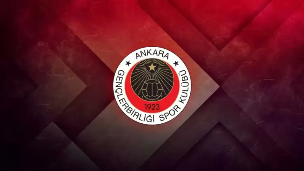 Gençlerbirliği'nde Sportif Direktörlük Görevine Göktuğ Uzunoğlu Getirildi Gençlerbirliği'nde Sportif Direktörlük Görevine Göktuğ Uzunoğlu Getirildi