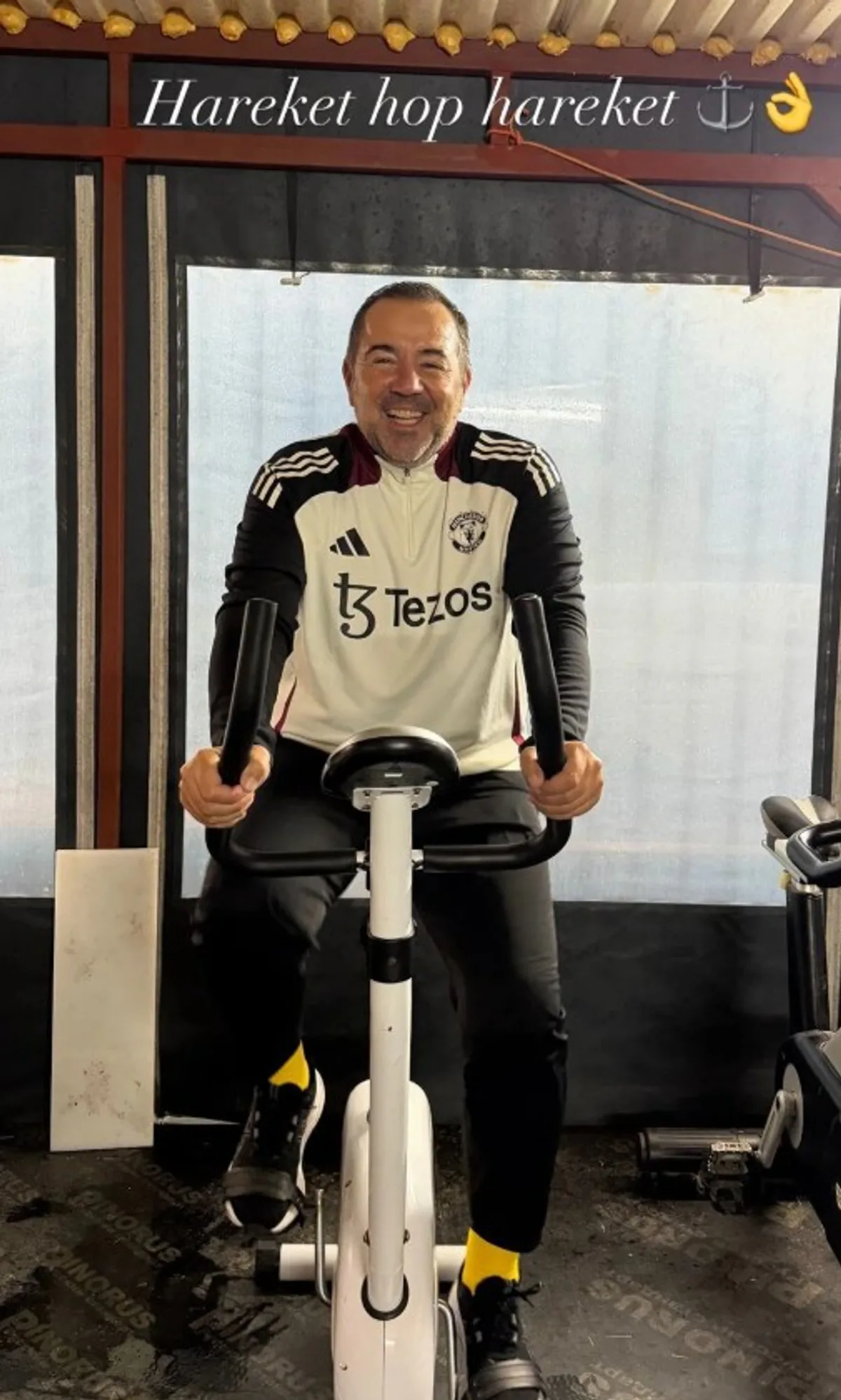 Ata Demirer'in Zayıflama Serüveni: Diyet ve Sporla 30 Kilo Verdi Ata Demirer'in Zayıflama Serüveni: Diyet ve Sporla 30 Kilo Verdi