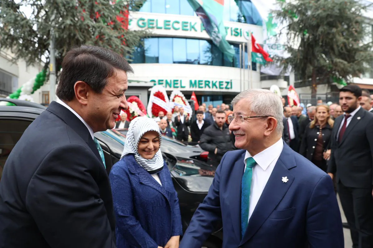 Saadet Partisi Genel Başkanı Arıkan, Gelecek Partisi'nin Yeni Genel Merkez Açılışında Saadet Partisi Genel Başkanı Arıkan, Gelecek Partisi'nin Yeni Genel Merkez Açılışında