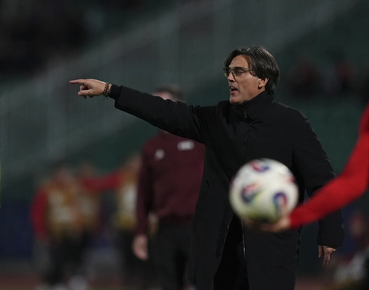 Montella: "Direkt Rakibimizle Gol Averajını Sıfırladık, Gürcistan Maçı Çok Önemli" Montella: "Direkt Rakibimizle Gol Averajını Sıfırladık, Gürcistan Maçı Çok Önemli"