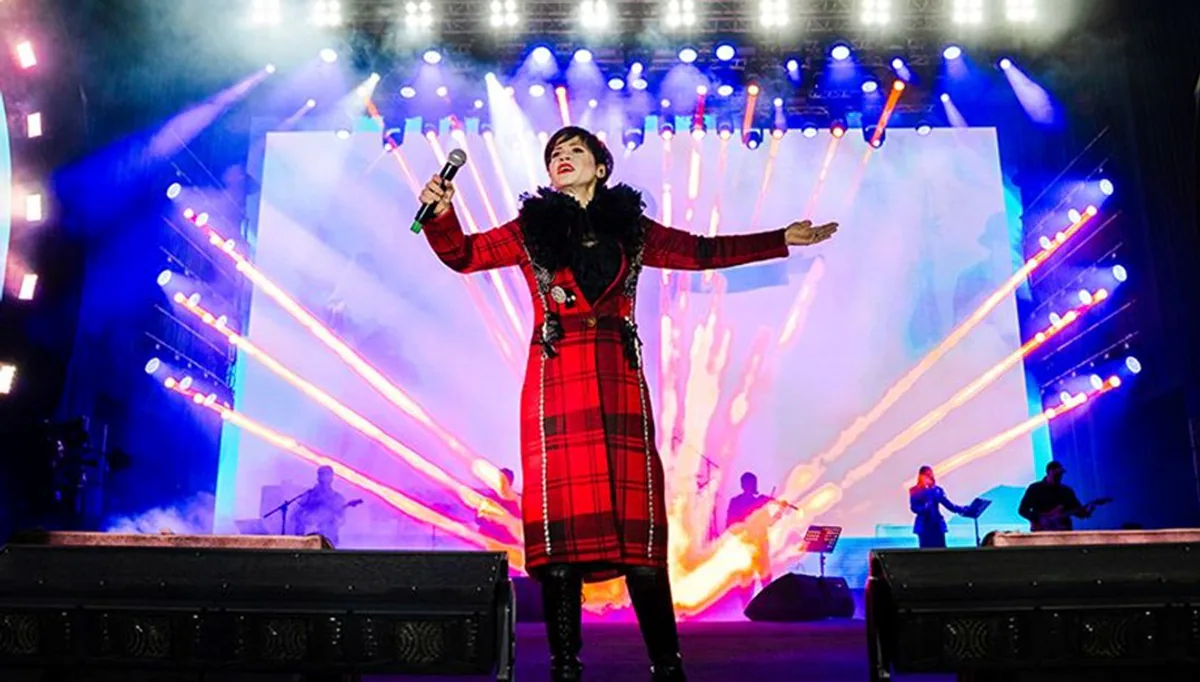 Aydilge, Malatya'da Sahne Aldığı Konserde Filistine Destek Mesajı Verdi Aydilge, Malatya'da Sahne Aldığı Konserde Filistine Destek Mesajı Verdi