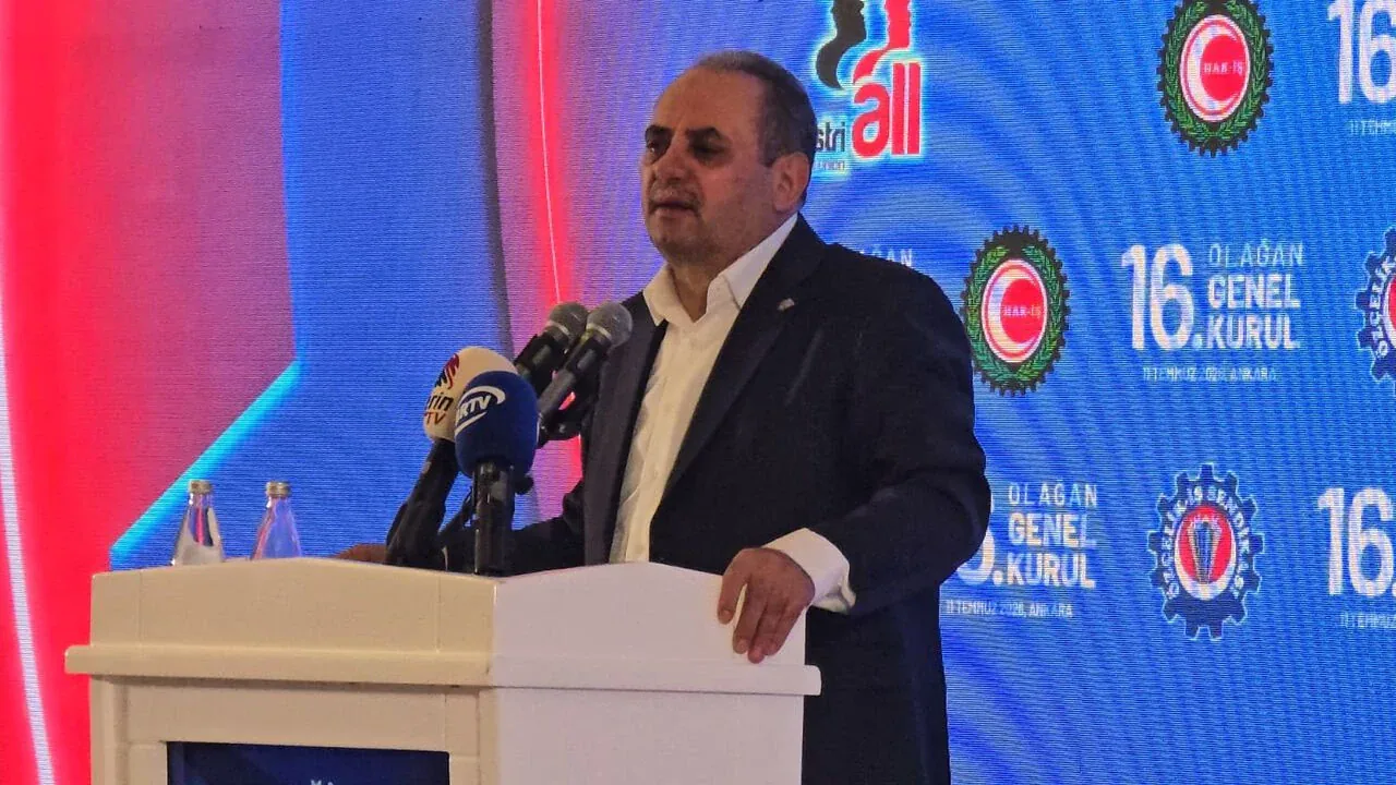 Özçelik-İş Sendikası'nda Yunus Değirmenci Güven Tazeledi Özçelik-İş Sendikası'nda Yunus Değirmenci Güven Tazeledi