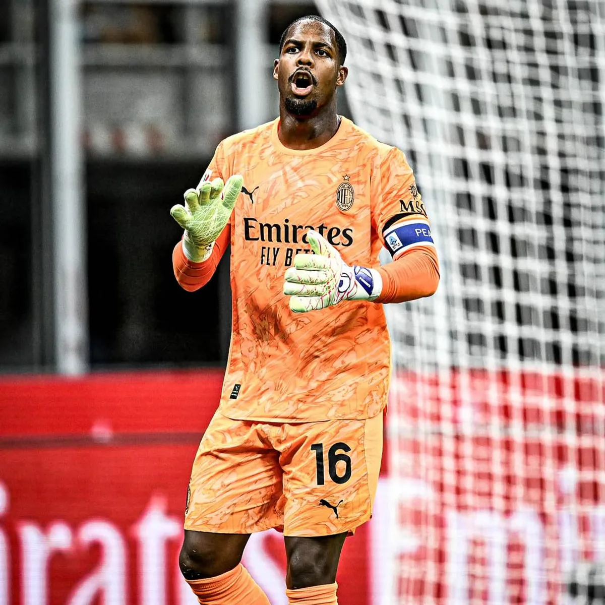 Milan, Serie A Maçını Avustralya'da Oynayacak: Mike Maignan'dan Tepki Milan, Serie A Maçını Avustralya'da Oynayacak: Mike Maignan'dan Tepki