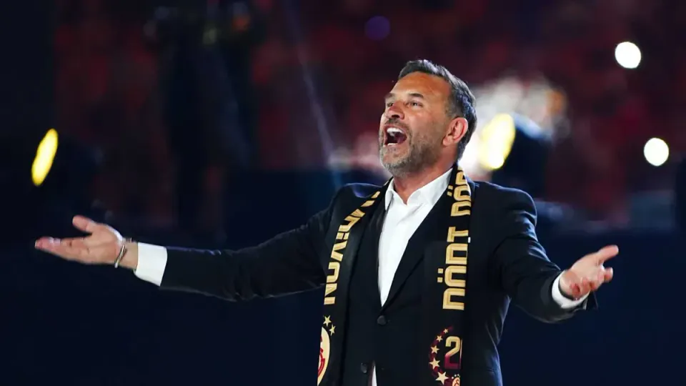 Galatasaray'da Rick van Drongelen Hamlesi: Takas Formülü Masada görseli