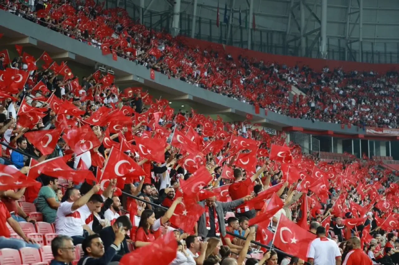 Türkiye - Gürcistan Maçının Tribün Gelirleri Gazze Halkına Bağışlanacak Türkiye - Gürcistan Maçının Tribün Gelirleri Gazze Halkına Bağışlanacak