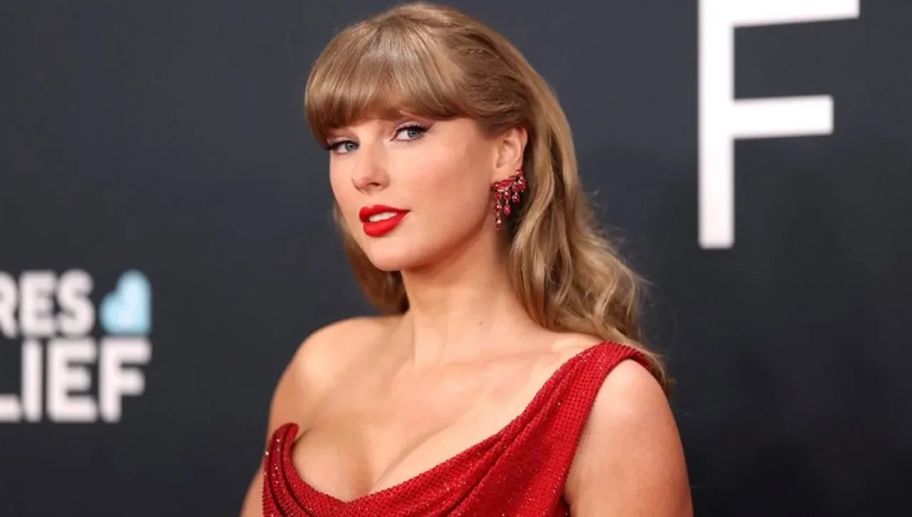 Taylor Swift Yeni Albümü ile ABD'de Rekor Kırdı: İlk Haftada 4 Milyon Satış Taylor Swift Yeni Albümü ile ABD'de Rekor Kırdı: İlk Haftada 4 Milyon Satış