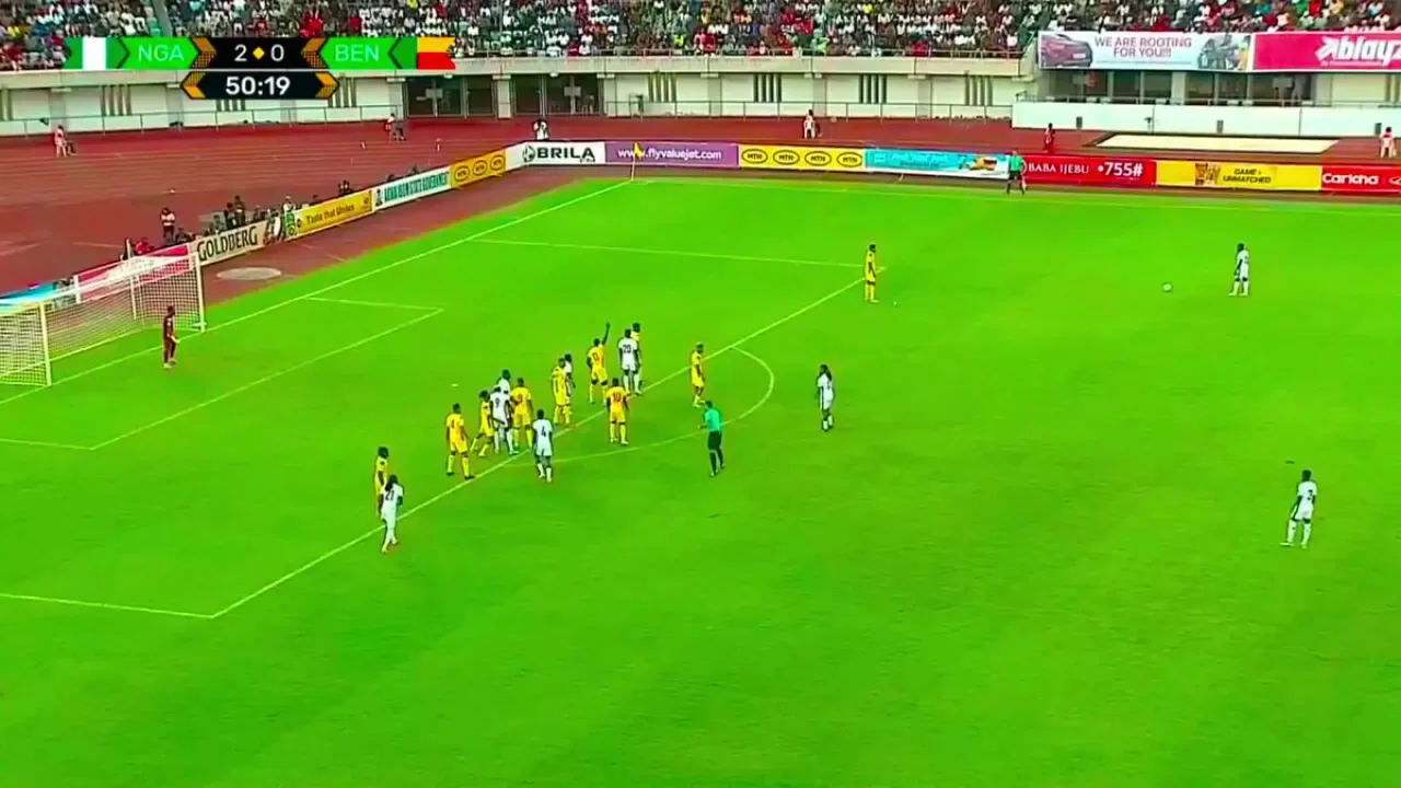 Victor Osimhen Hat-Trick Yaparak Takımına Zafer Getirdi Victor Osimhen Hat-Trick Yaparak Takımına Zafer Getirdi