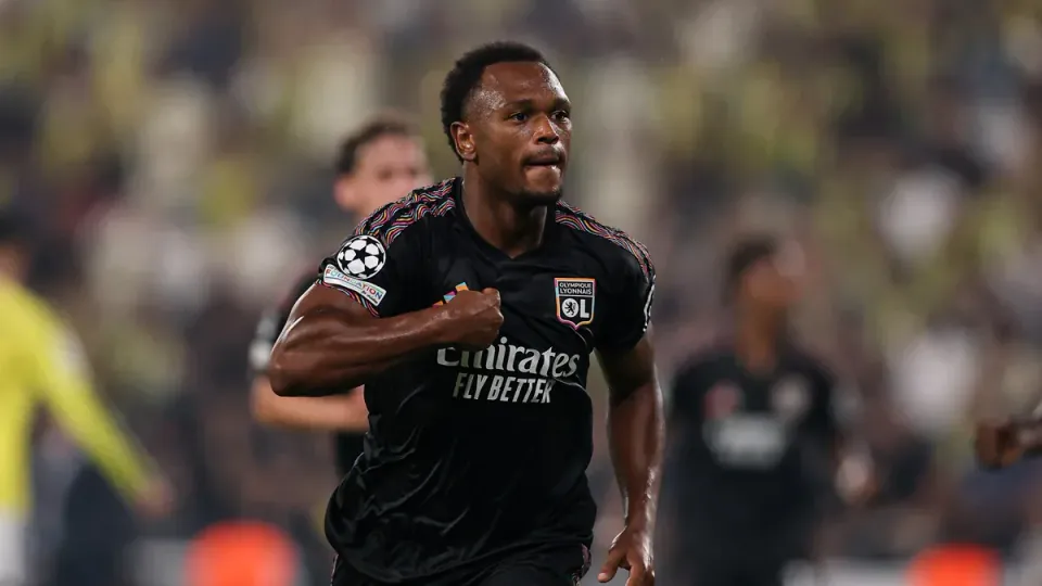 Openda Lyon'da doğdu: Juventus transfer geliri peşinde görseli