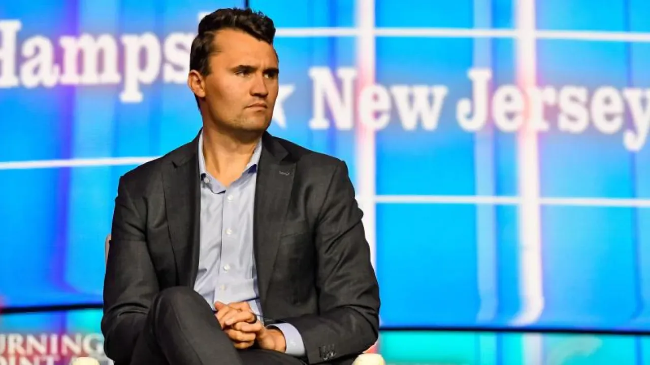 ABD Başkanı Trump, Silahlı Saldırıda Hayatını Kaybeden Charlie Kirk'e Madalya Verdi ABD Başkanı Trump, Silahlı Saldırıda Hayatını Kaybeden Charlie Kirk'e Madalya Verdi