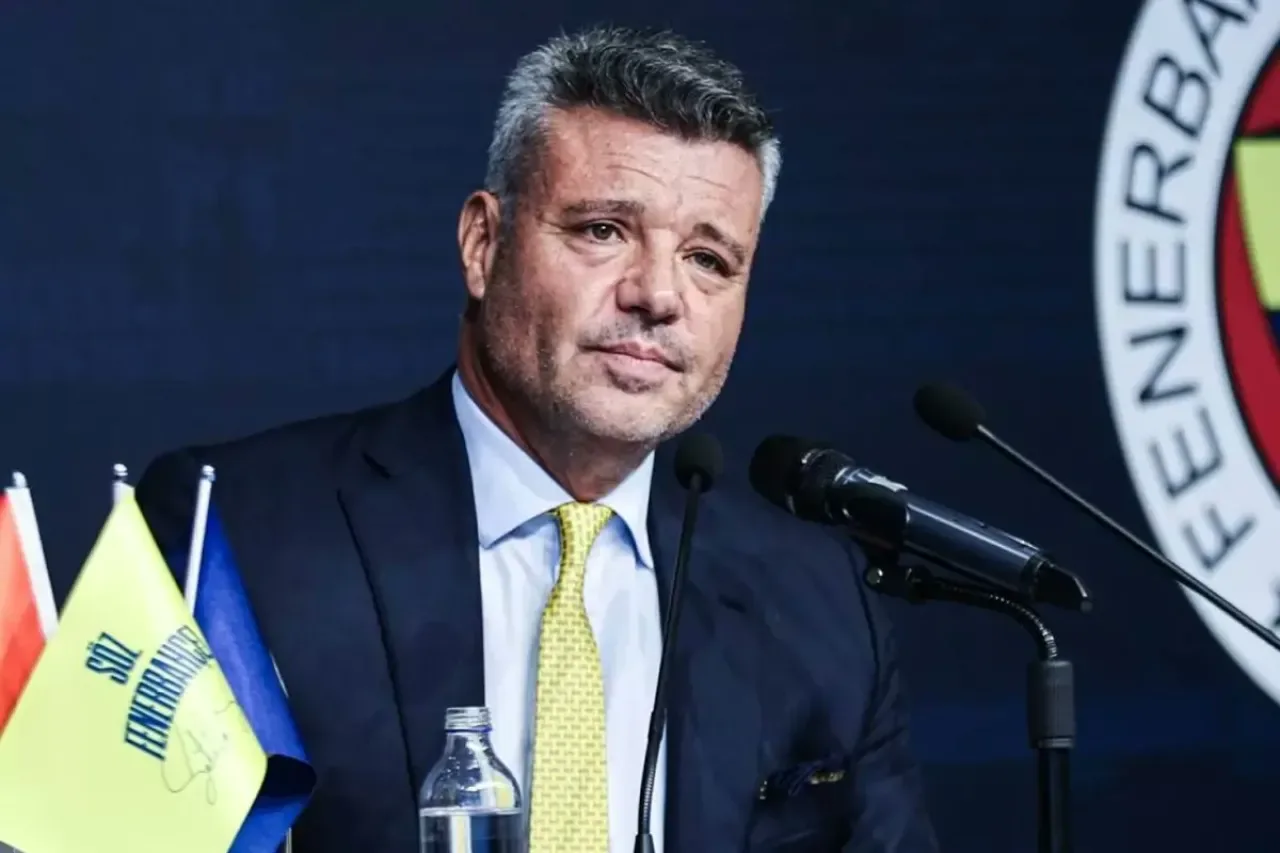 Sadettin Saran'dan Portekiz Kampına Sert Eleştiri: "Olacak İş Değil" Sadettin Saran'dan Portekiz Kampına Sert Eleştiri: "Olacak İş Değil"