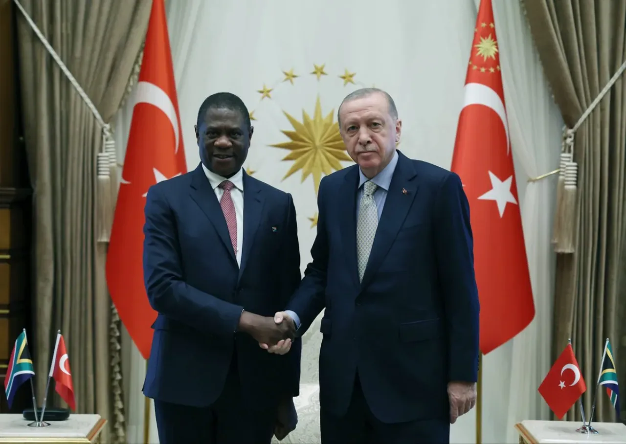 Cumhurbaşkanı Erdoğan, Güney Afrika Cumhuriyeti Cumhurbaşkanı Yardımcısı Mashatile ile Görüştü Cumhurbaşkanı Erdoğan, Güney Afrika Cumhuriyeti Cumhurbaşkanı Yardımcısı Mashatile ile Görüştü