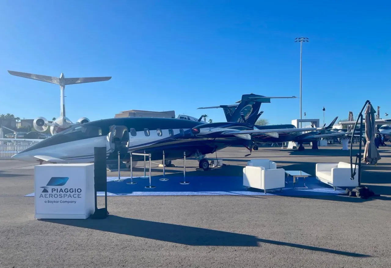 BAYKAR'ın İtalya Şirketi Piaggio Aerospace'tan Türkiye'ye İlk Avanti EVO Siparişi BAYKAR'ın İtalya Şirketi Piaggio Aerospace'tan Türkiye'ye İlk Avanti EVO Siparişi