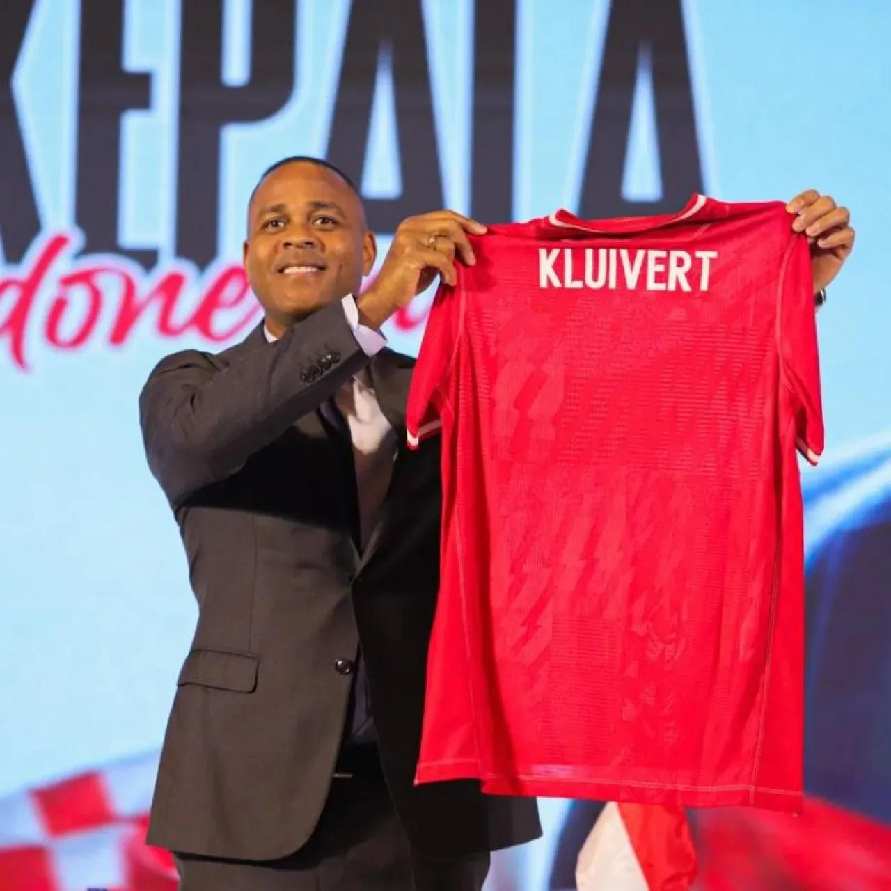 Endonezya Milli Takımı, Patrick Kluivert ile Yollarını Ayırdı Endonezya Milli Takımı, Patrick Kluivert ile Yollarını Ayırdı