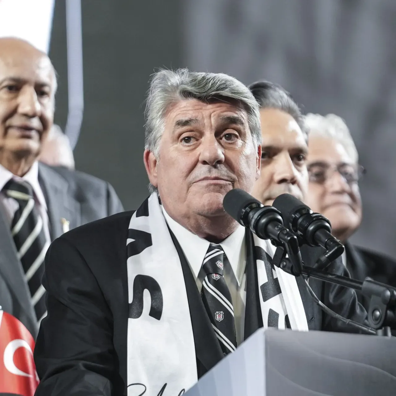 Serdal Adalı: "Şampiyonluk Yarışının Sonuna Kadar İçindeyiz" Serdal Adalı: "Şampiyonluk Yarışının Sonuna Kadar İçindeyiz"