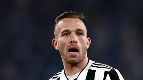 Beşiktaş'tan Juventus'a Transfer Hamlesi: Arthur Melo İçin Görüşmeler Başladı