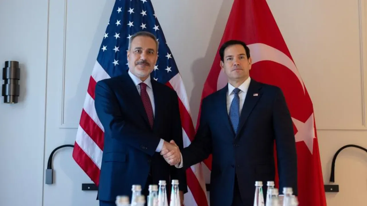 Dışişleri Bakanı Hakan Fidan, ABD'li Mevkidaşı Rubio ile Telefonda Görüştü Dışişleri Bakanı Hakan Fidan, ABD'li Mevkidaşı Rubio ile Telefonda Görüştü