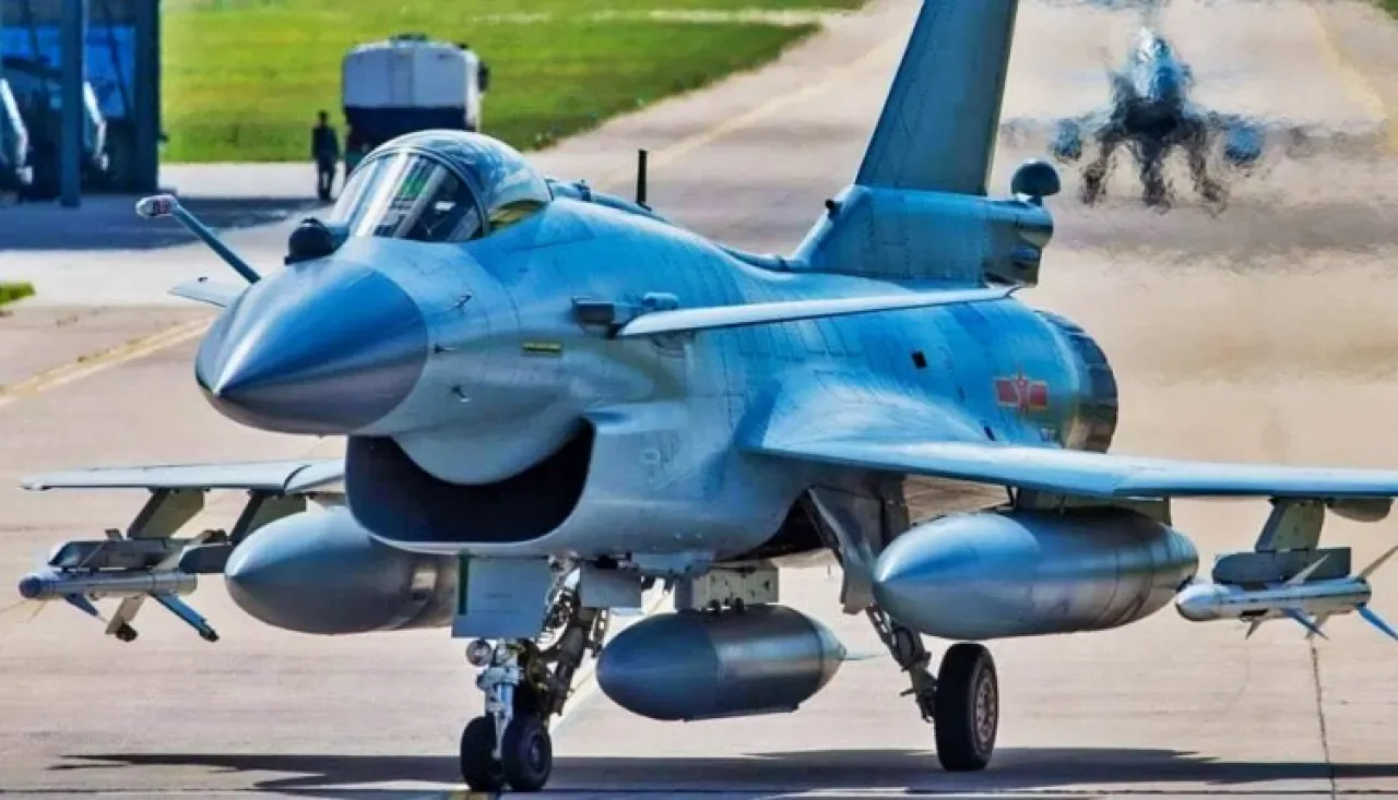 Endonezya, Çin'den 9 Milyar Dolarlık J-10C Savaş Uçağı Alımına Onay Verdi Endonezya, Çin'den 9 Milyar Dolarlık J-10C Savaş Uçağı Alımına Onay Verdi