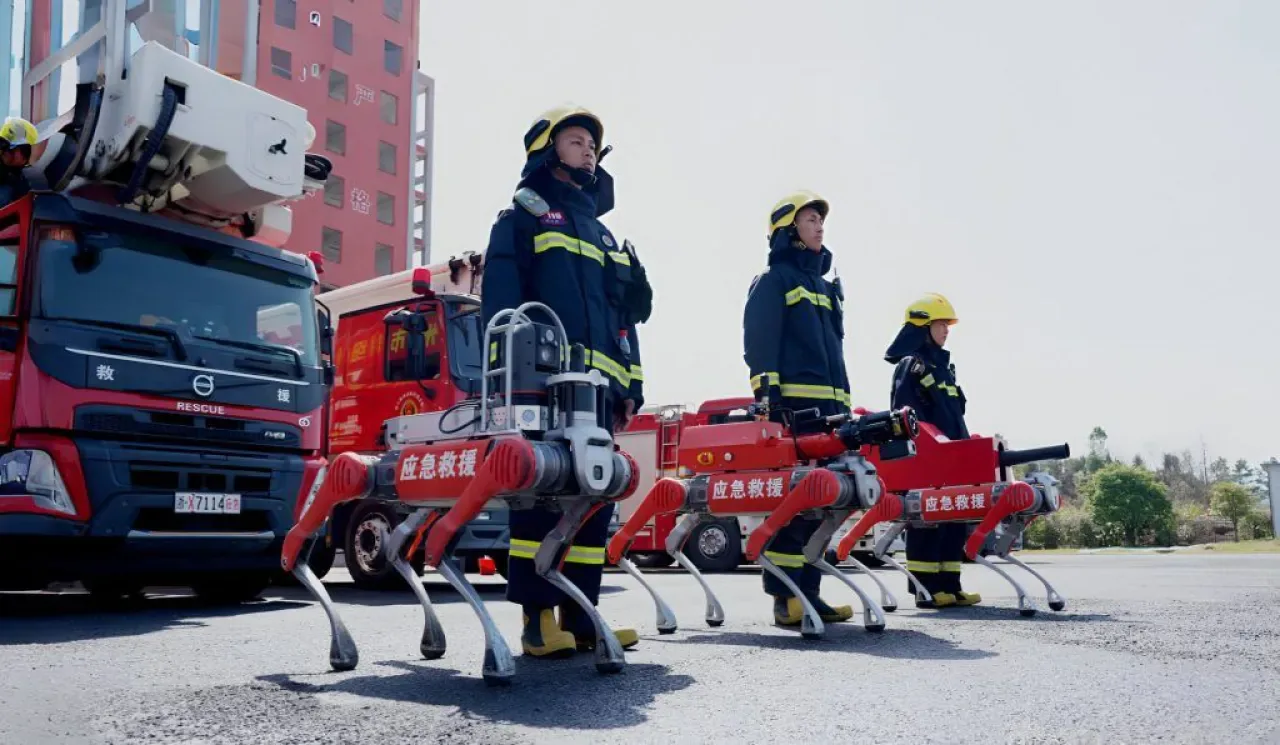 Çin'in Robot Devrimi: Shenzhen'deki 14 Bin Startup ve Küresel Etkiler Çin'in Robot Devrimi: Shenzhen'deki 14 Bin Startup ve Küresel Etkiler