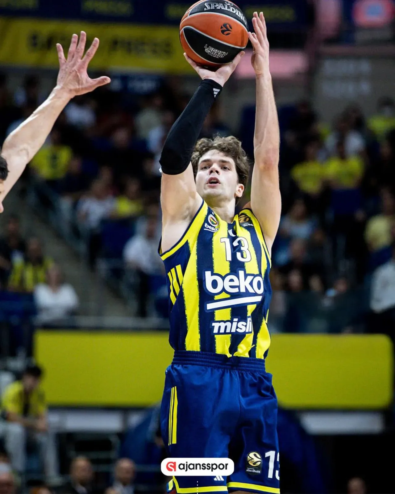 Fenerbahçe Beko, Euroleague'de Bayern Münih'i 88-73 Mağlup Etti Fenerbahçe Beko, Euroleague'de Bayern Münih'i 88-73 Mağlup Etti