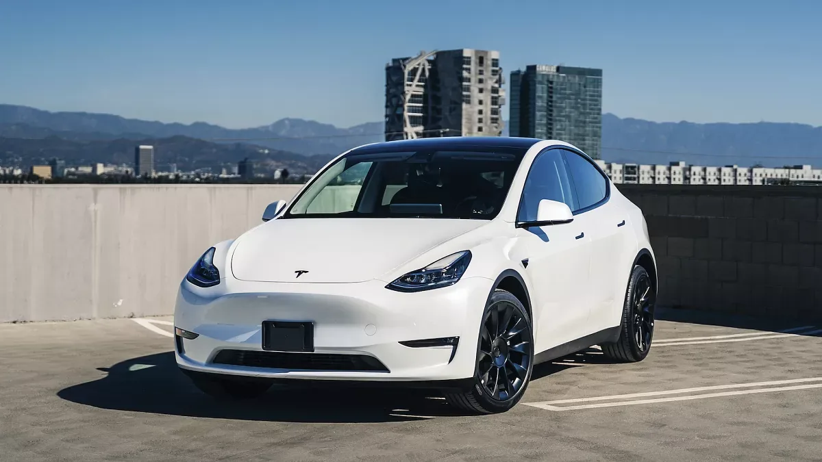Tesla'nın İkinci Çeyrek Satışları Yükselişe Geçti: Teslimat Rakamları Açıklandı Tesla'nın İkinci Çeyrek Satışları Yükselişe Geçti: Teslimat Rakamları Açıklandı
