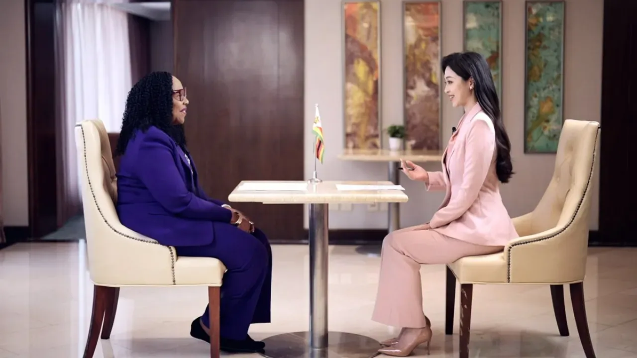 Zimbabve Bakanı: "Kadınlar, Daha İyi Bir Afrika İçin Değişimin Temelidir" Zimbabve Bakanı: "Kadınlar, Daha İyi Bir Afrika İçin Değişimin Temelidir"