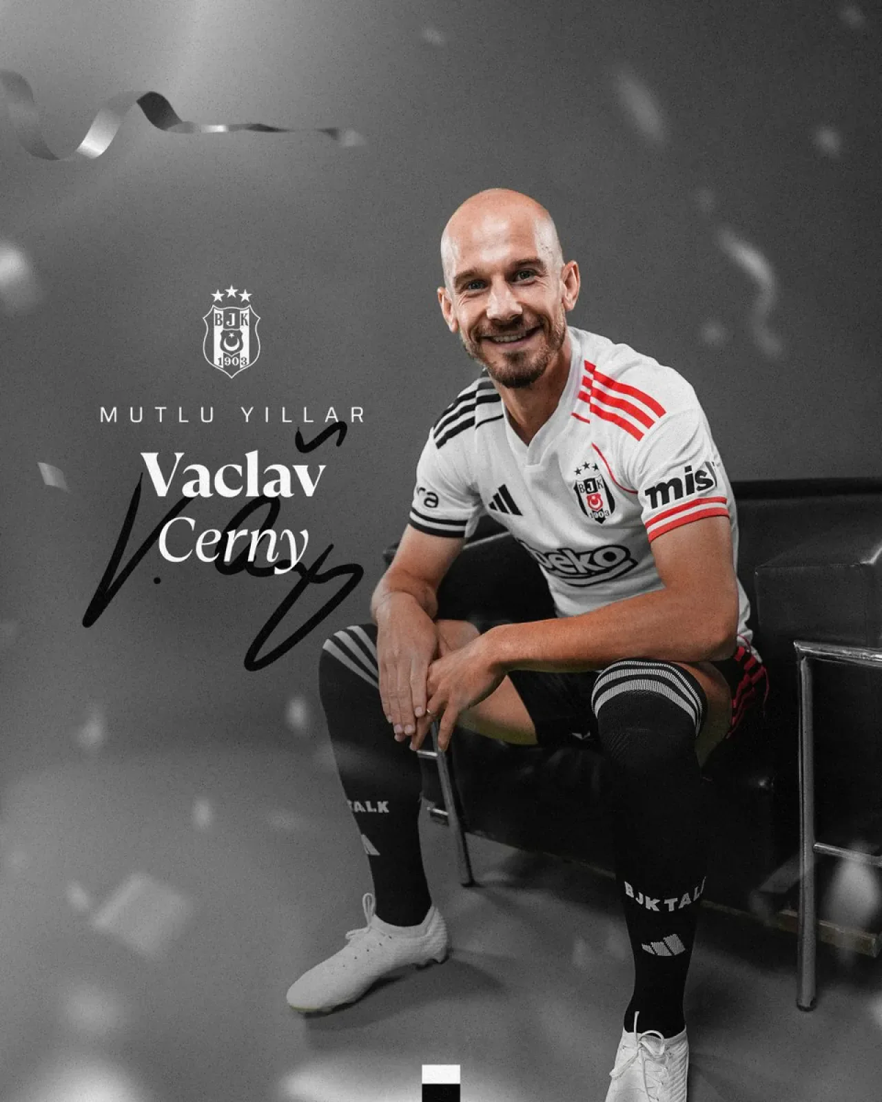 Beşiktaş'ın Yıldızı Vaclav Cerny'nin Doğum Günü Kutlandı Beşiktaş'ın Yıldızı Vaclav Cerny'nin Doğum Günü Kutlandı