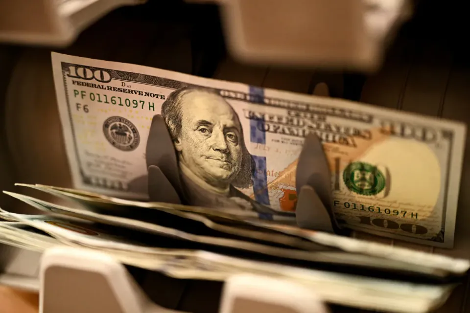 ABD, Irak'a nakit dolar sevkiyatlarını yeniden başlatmaya razı oldu görseli