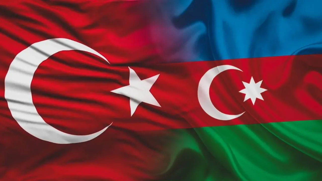 Fenerbahçe, Azerbaycan'ın Bağımsızlık Günü'nü Kutladı Fenerbahçe, Azerbaycan'ın Bağımsızlık Günü'nü Kutladı