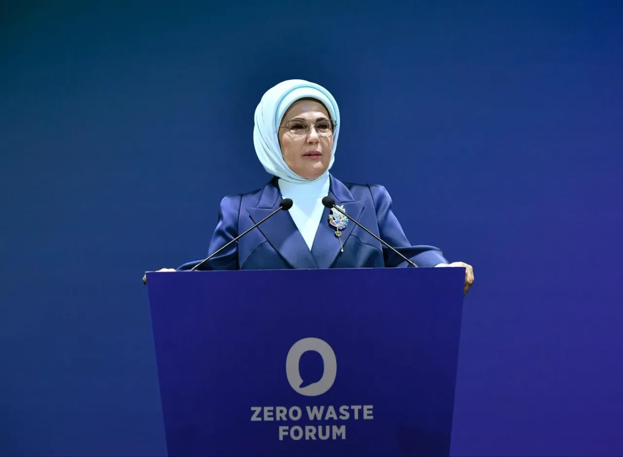 Emine Erdoğan, Uluslararası Sıfır Atık Forumu'nda Konuştu Emine Erdoğan, Uluslararası Sıfır Atık Forumu'nda Konuştu