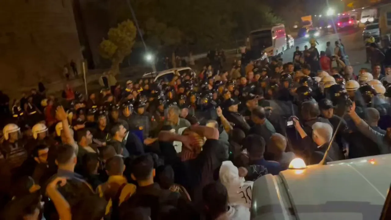 İYİ Partili Ayyüce Türkeş'ten Sert Tepki: "Bu Yol Yol Değil!" İYİ Partili Ayyüce Türkeş'ten Sert Tepki: "Bu Yol Yol Değil!"